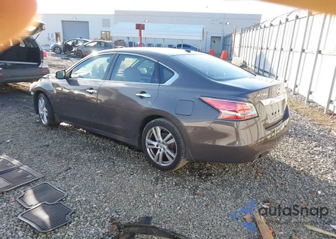2015 Nissan Altima 3.5 Sl z USA, uszkodzony, nr VIN 1N4BL3AP7FC591373